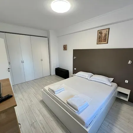 Apartment Solid Mamaia